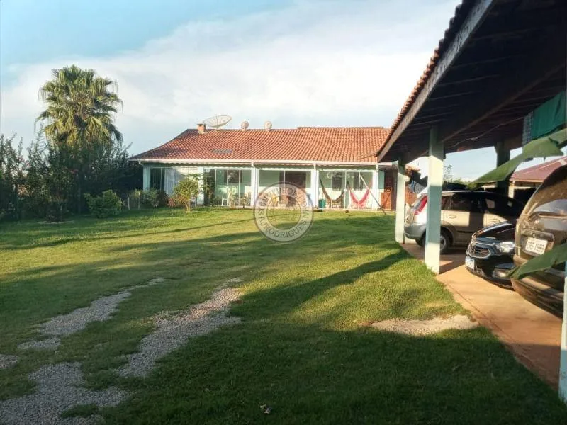 Casa para Venda em Mairinque, Oriental, 4 dormitórios, 4 suítes, 5 banheiros, 4 vagas