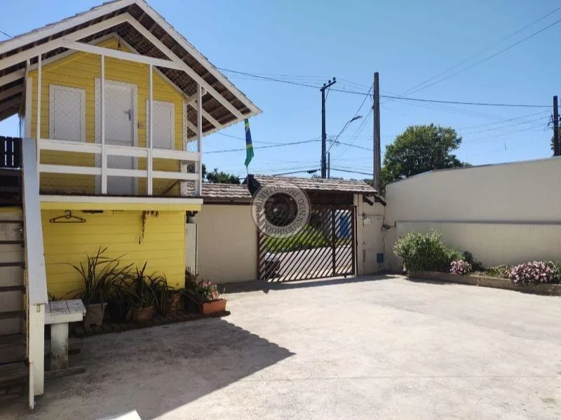 Casa para Venda em São Roque, Jardim Caparelli (Mailasqui), 4 dormitórios, 2 suítes, 5 banheiros, 4 vagas