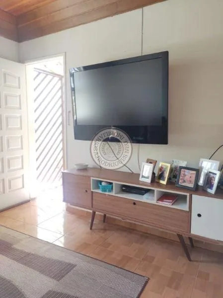 Casa para Venda em São Roque, Jardim Caparelli (Mailasqui), 4 dormitórios, 2 suítes, 5 banheiros, 4 vagas