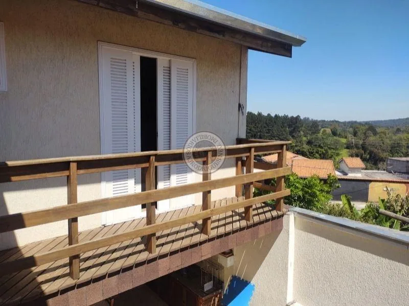 Casa para Venda em São Roque, Jardim Caparelli (Mailasqui), 4 dormitórios, 2 suítes, 5 banheiros, 4 vagas