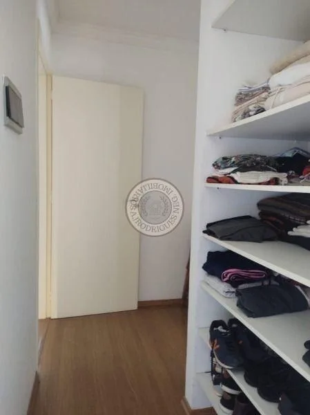 Casa para Venda em São Roque, Jardim Caparelli (Mailasqui), 4 dormitórios, 2 suítes, 5 banheiros, 4 vagas