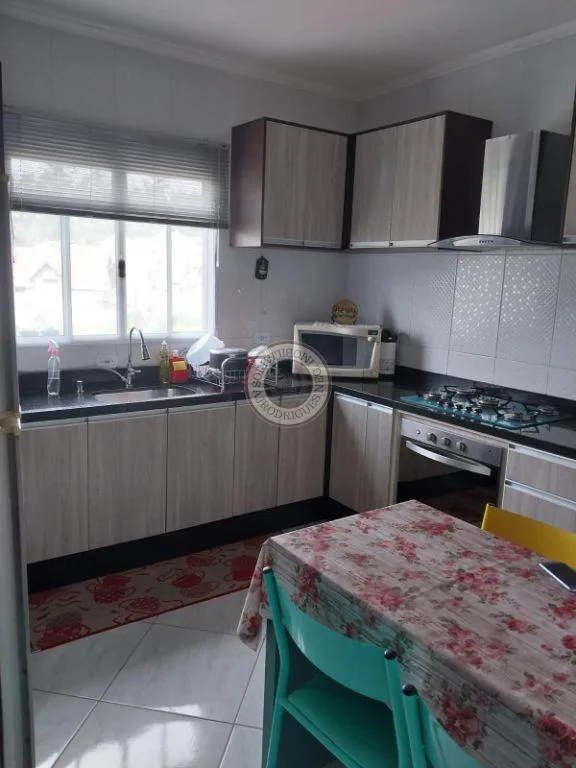 Casa para Venda em Mairinque, Renevile, 2 dormitórios, 1 suíte, 2 banheiros, 2 vagas