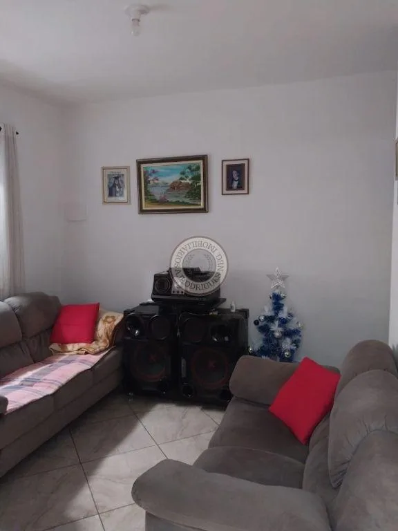 Casa para Venda em Mairinque, Renevile, 2 dormitórios, 1 suíte, 2 banheiros, 2 vagas