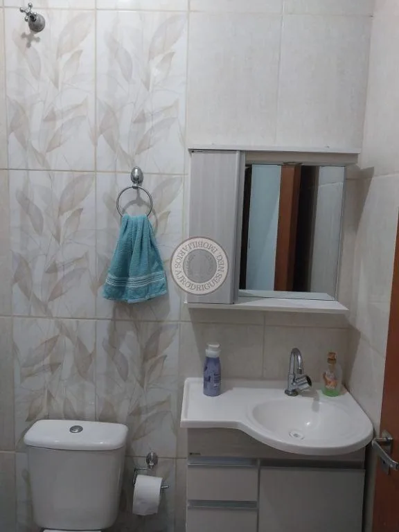 Casa para Venda em Mairinque, Renevile, 2 dormitórios, 1 suíte, 2 banheiros, 2 vagas