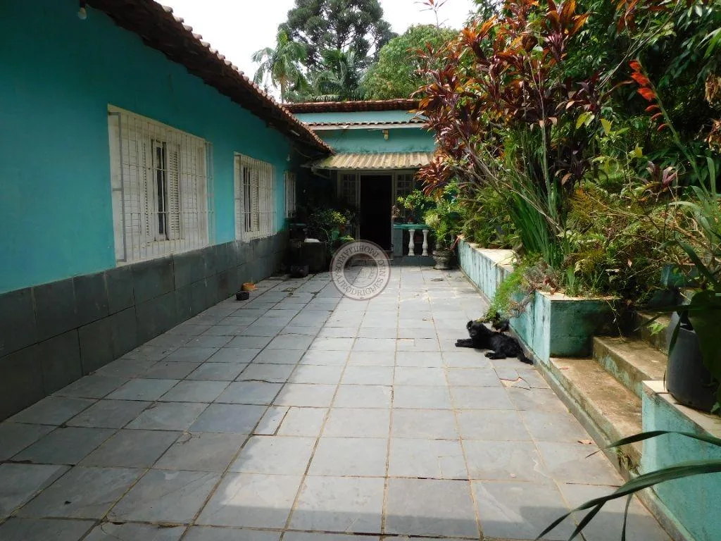 Casa para Venda em São Roque, Mombaça, 5 dormitórios, 1 suíte, 2 banheiros