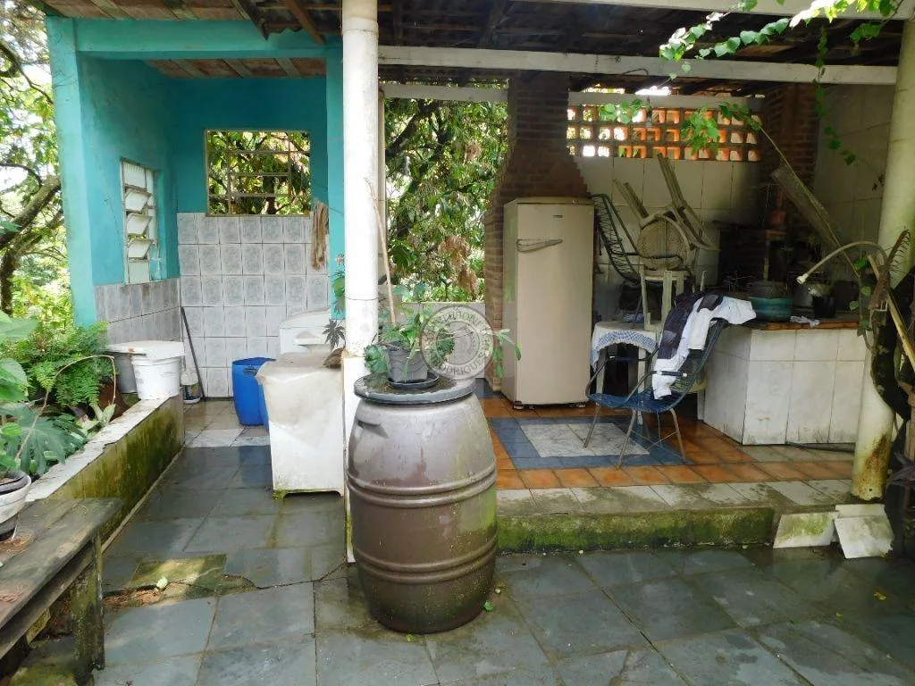 Casa para Venda em São Roque, Mombaça, 5 dormitórios, 1 suíte, 2 banheiros