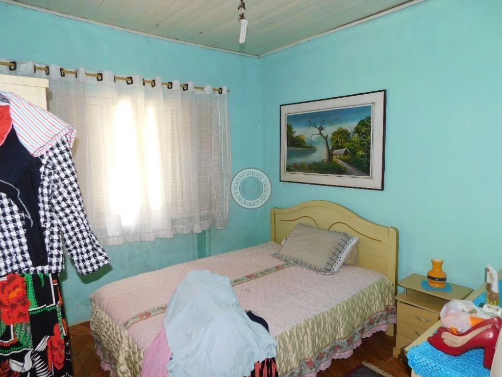Casa para Venda em São Roque, Mombaça, 5 dormitórios, 1 suíte, 2 banheiros