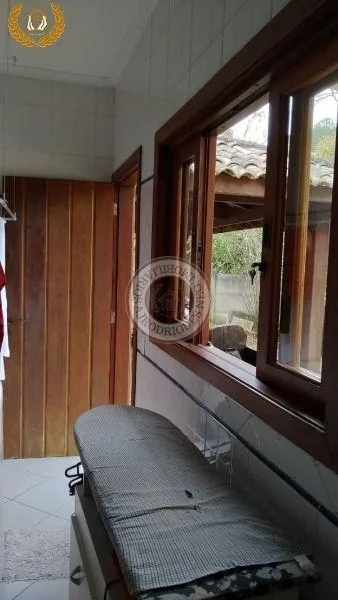 Casa para Venda em Mairinque, Jardim da Mata, 4 dormitórios, 2 suítes, 5 banheiros