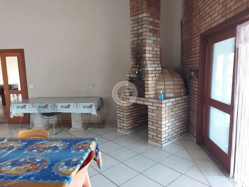 Casa para Venda em São Roque, Alto Da Serra (Mailasqui), 5 dormitórios, 2 suítes, 8 banheiros
