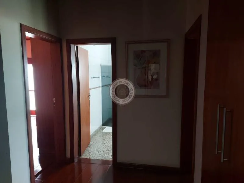 Casa para Venda em São Roque, Alto Da Serra (Mailasqui), 5 dormitórios, 2 suítes, 8 banheiros