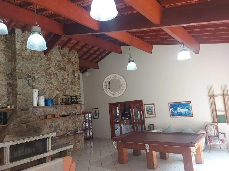 Casa para Venda em São Roque, Alto Da Serra (Mailasqui), 5 dormitórios, 2 suítes, 8 banheiros