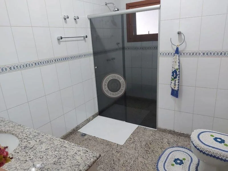 Casa para Venda em São Roque, Alto Da Serra (Mailasqui), 5 dormitórios, 2 suítes, 8 banheiros