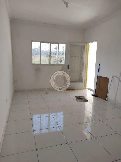 Casa para Venda em São Roque, Jardim Ponta-Porã (Mailasqui), 2 dormitórios, 1 banheiro, 2 vagas