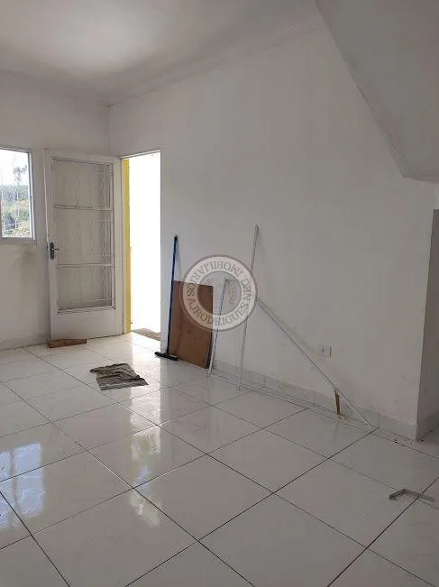 Casa para Venda em São Roque, Jardim Ponta-Porã (Mailasqui), 2 dormitórios, 1 banheiro, 2 vagas