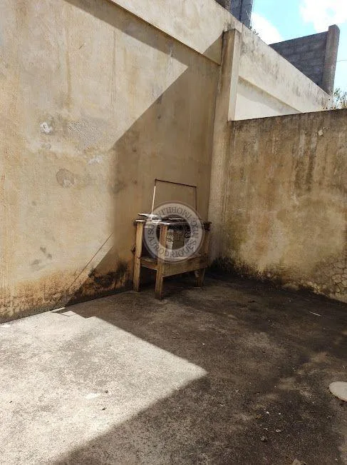 Casa para Venda em São Roque, Jardim Ponta-Porã (Mailasqui), 2 dormitórios, 1 banheiro, 2 vagas