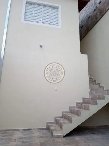 Casa para Venda em São Roque, Jardim Quinta dos Teixeiras, 2 dormitórios, 1 suíte, 3 banheiros, 2 vagas