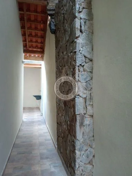 Casa para Venda em São Roque, Jardim Quinta dos Teixeiras, 2 dormitórios, 1 suíte, 3 banheiros, 2 vagas