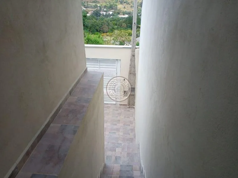 Casa para Venda em São Roque, Jardim Quinta dos Teixeiras, 2 dormitórios, 1 suíte, 3 banheiros, 2 vagas