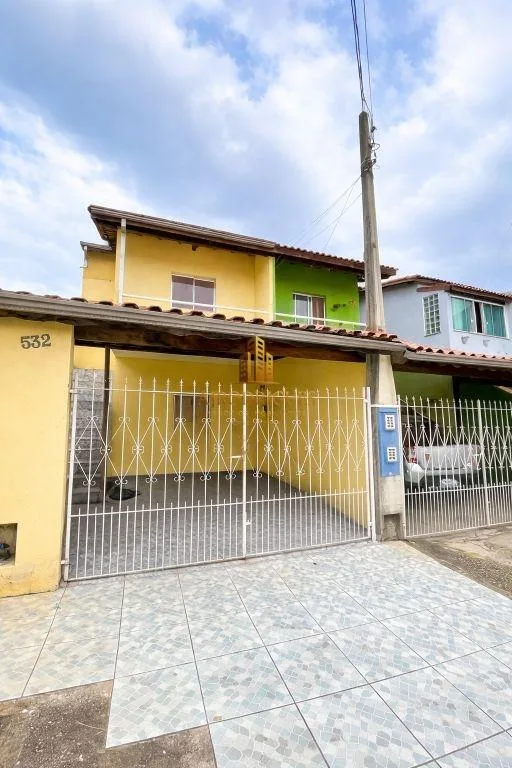 Casa para Venda em Mairinque, Renevile, 2 dormitórios, 1 banheiro, 1 vaga