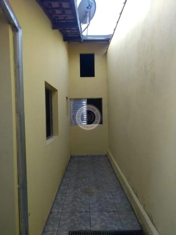 Casa para Venda em Mairinque, Renevile, 2 dormitórios, 1 banheiro, 1 vaga