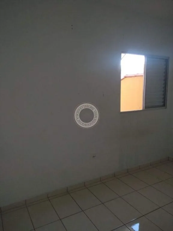 Casa para Venda em Mairinque, Renevile, 2 dormitórios, 1 banheiro, 1 vaga