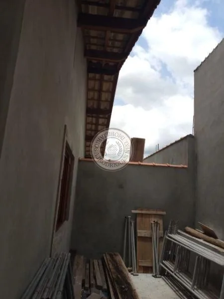 Casa para Venda em São Roque, Jardim Vinhas Do Sol (Mailasqui), 2 dormitórios, 1 suíte, 3 banheiros, 2 vagas