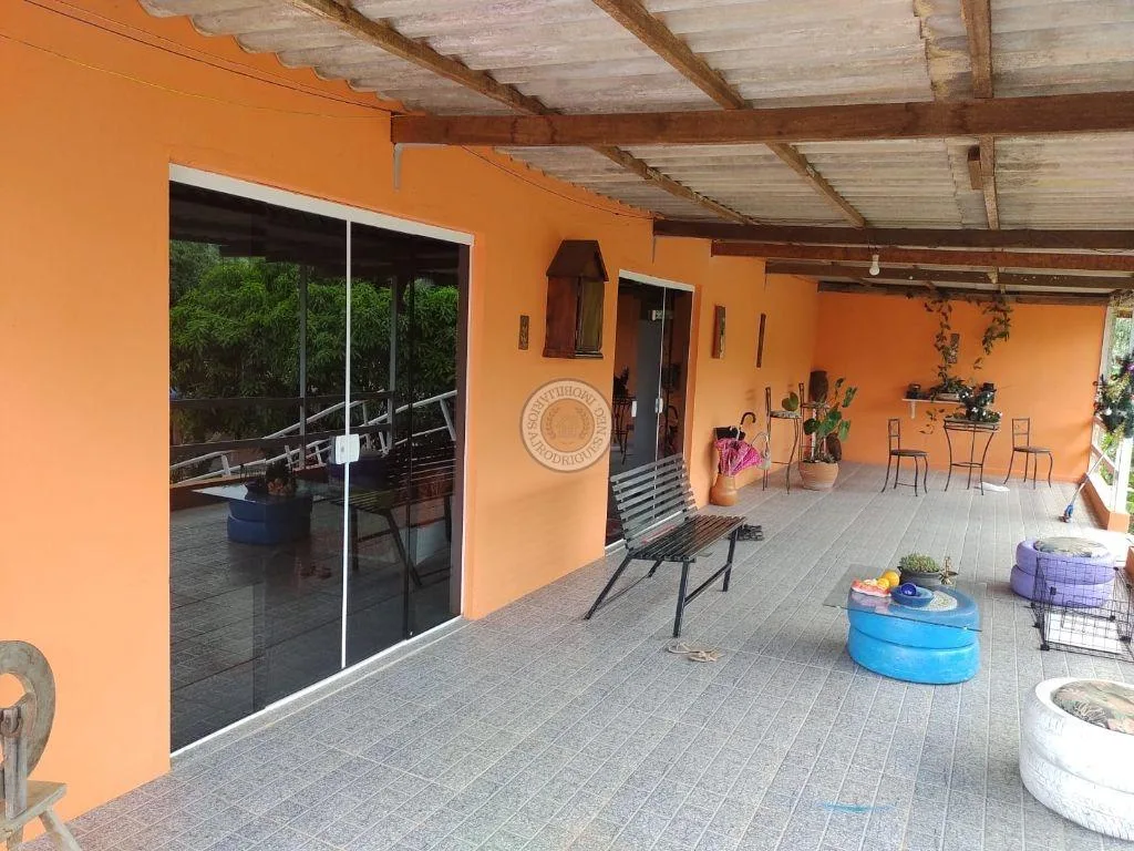 Casa para Venda em Mairinque, Pouso Alegre, 2 dormitórios, 1 suíte, 3 banheiros, 4 vagas