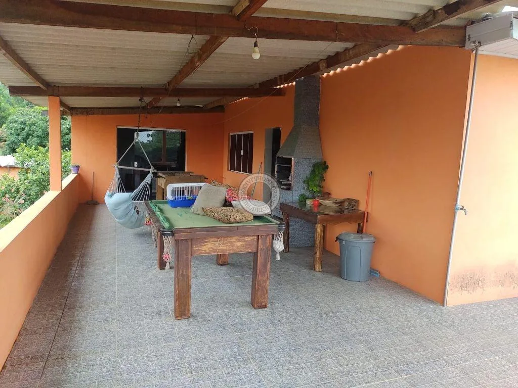 Casa para Venda em Mairinque, Pouso Alegre, 2 dormitórios, 1 suíte, 3 banheiros, 4 vagas