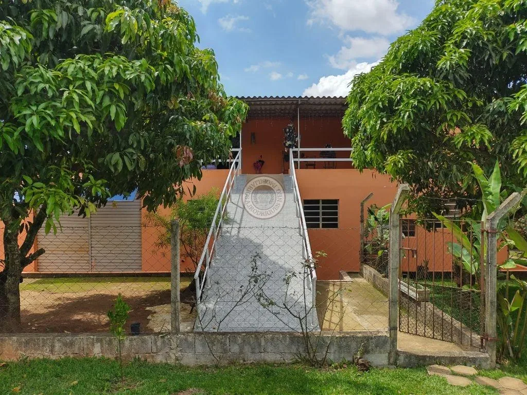 Casa para Venda em Mairinque, Pouso Alegre, 2 dormitórios, 1 suíte, 3 banheiros, 4 vagas