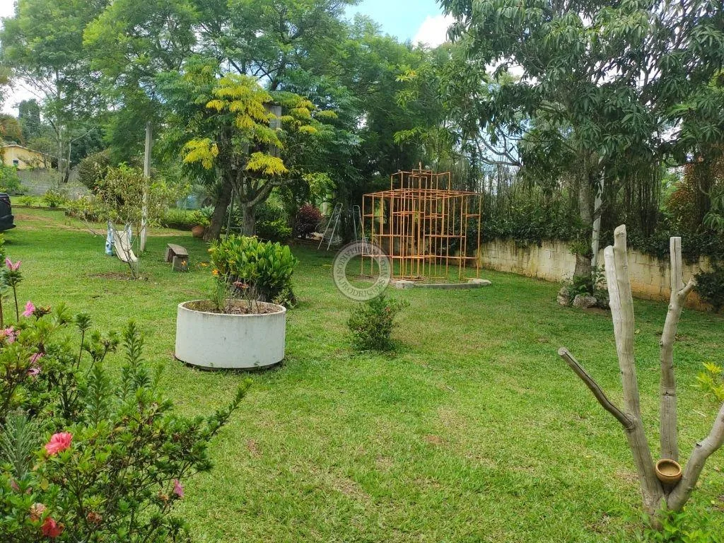 Casa para Venda em Mairinque, Pouso Alegre, 2 dormitórios, 1 suíte, 3 banheiros, 4 vagas