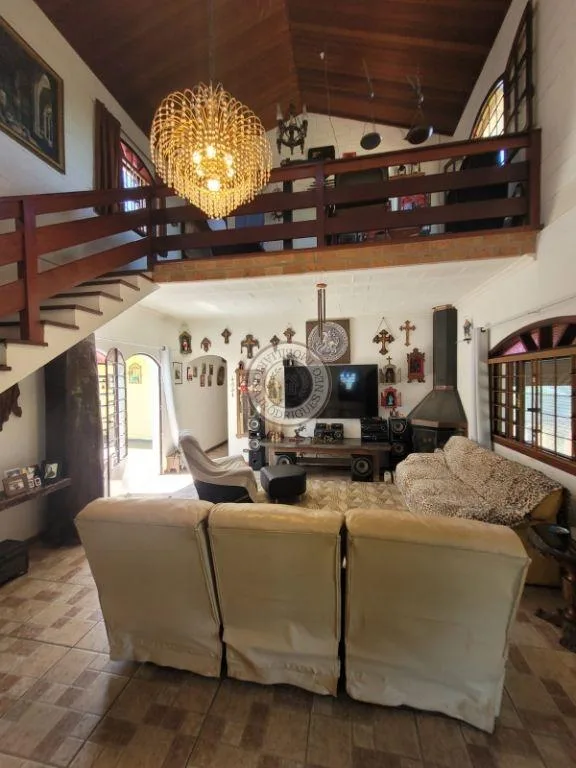 Casa para Venda em Mairinque, Pouso Alegre, 4 dormitórios, 3 banheiros, 4 vagas
