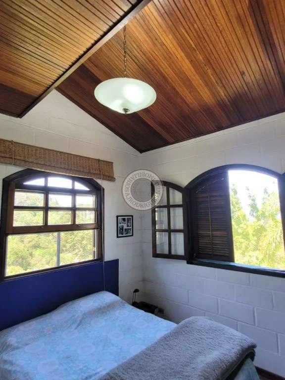 Casa para Venda em Mairinque, Pouso Alegre, 4 dormitórios, 3 banheiros, 4 vagas