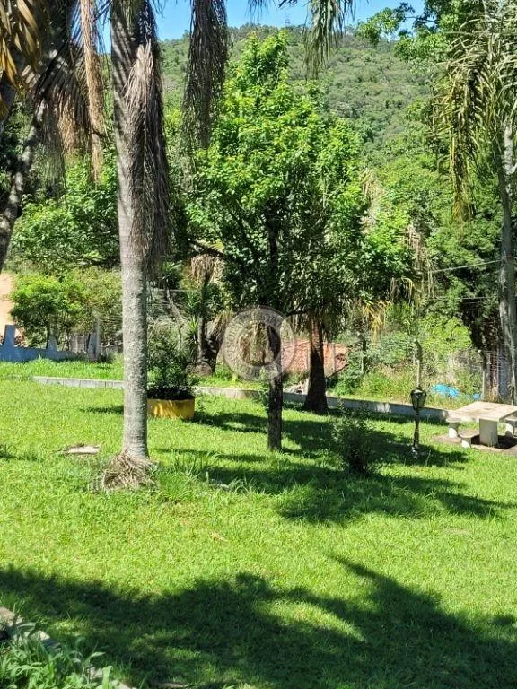 Casa para Venda em Mairinque, Pouso Alegre, 4 dormitórios, 3 banheiros, 4 vagas