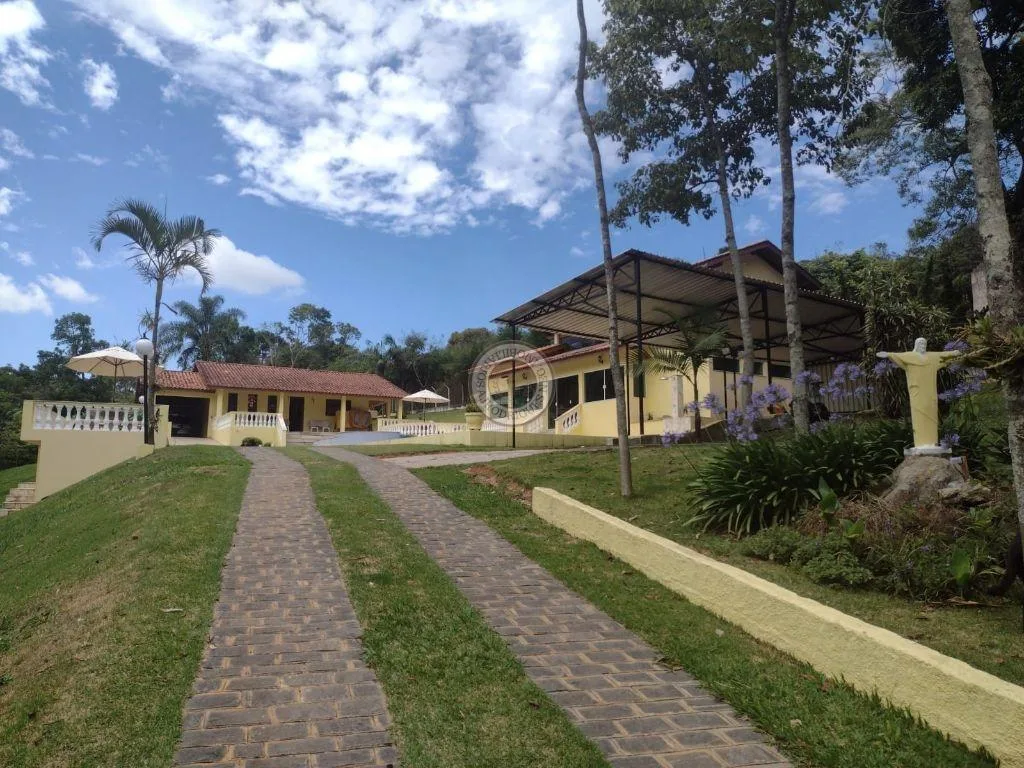 Chácara para Venda em São Roque, Planalto Verde, 2 dormitórios, 3 banheiros, 2 vagas