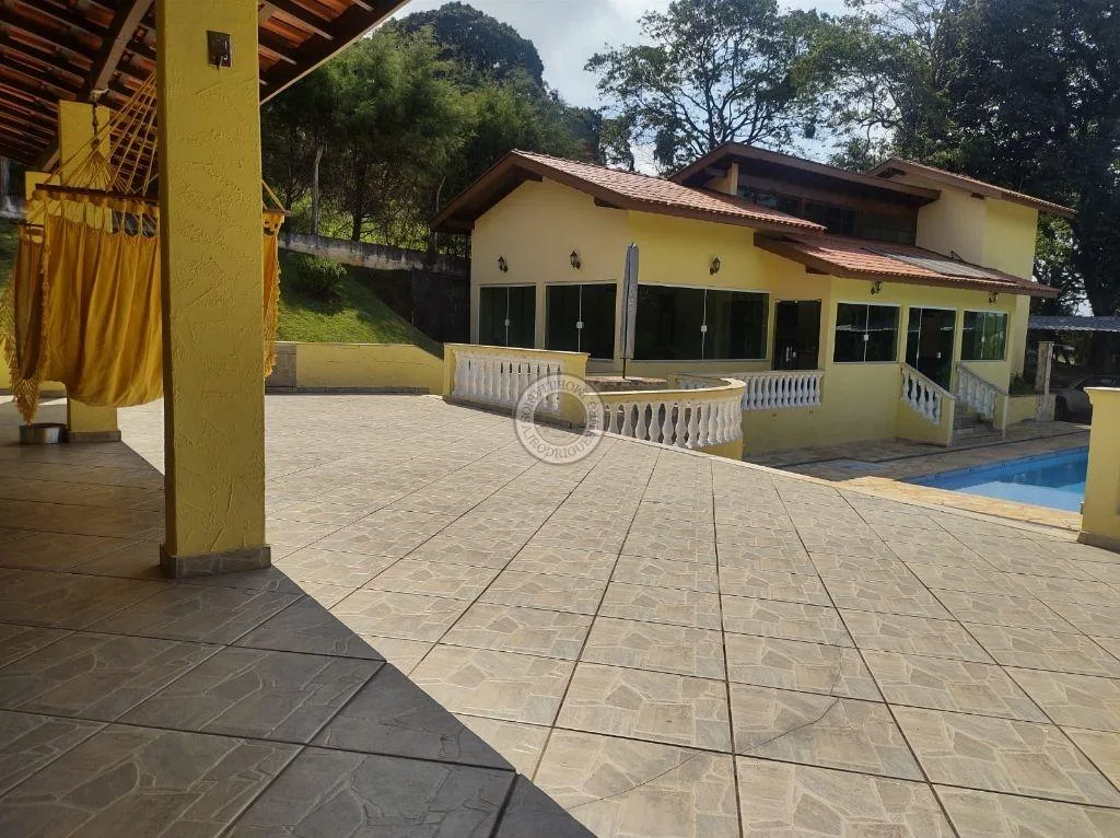 Chácara para Venda em São Roque, Planalto Verde, 2 dormitórios, 3 banheiros, 2 vagas