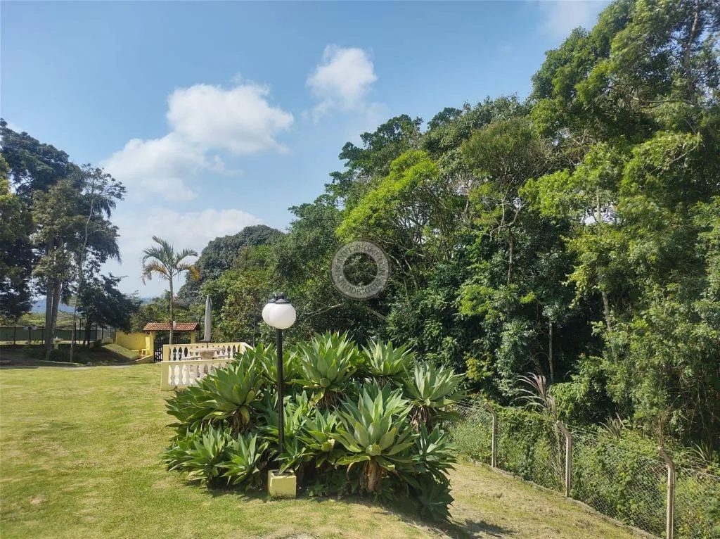 Chácara para Venda em São Roque, Planalto Verde, 2 dormitórios, 3 banheiros, 2 vagas
