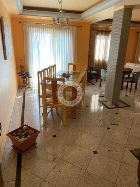 Apartamento para Venda em São Roque, Parque IX de Julho, 3 dormitórios, 3 suítes, 4 banheiros, 2 vagas