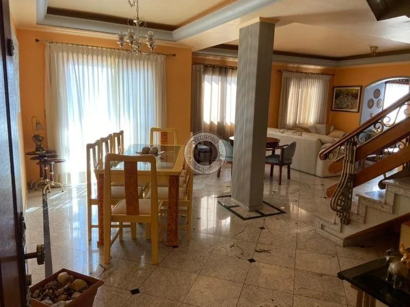 Apartamento para Venda em São Roque, Parque IX de Julho, 3 dormitórios, 3 suítes, 4 banheiros, 2 vagas
