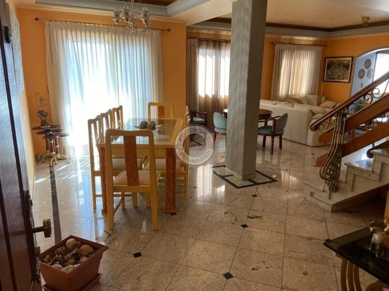 Apartamento para Venda em São Roque, Parque IX de Julho, 3 dormitórios, 3 suítes, 4 banheiros, 2 vagas