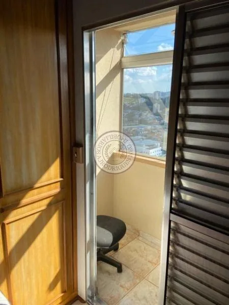 Apartamento para Venda em São Roque, Parque IX de Julho, 3 dormitórios, 3 suítes, 4 banheiros, 2 vagas