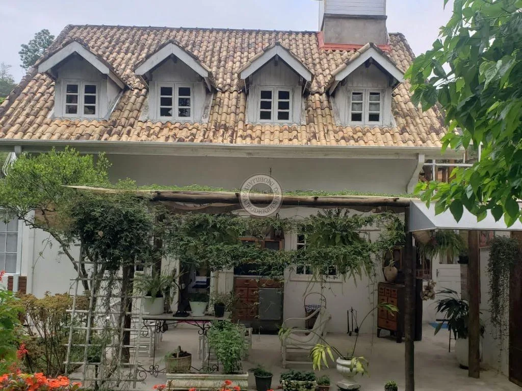 Chácara para Venda em São Roque, Centro (Canguera), 4 dormitórios, 3 banheiros