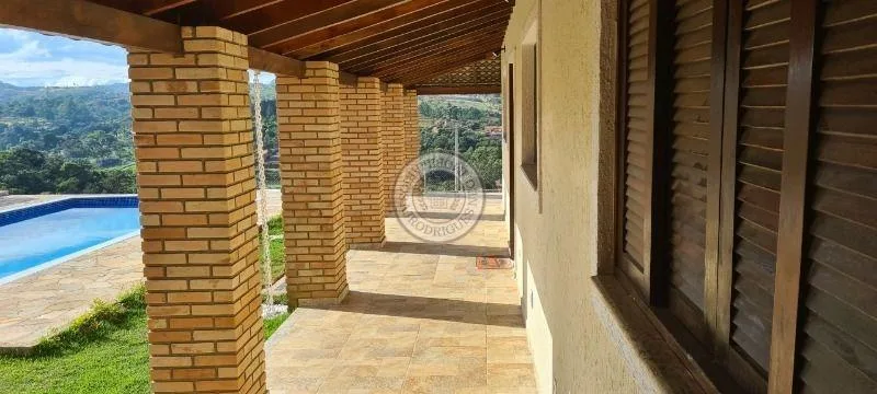 Casa para Venda em Mairinque, Dona Catarina, 4 dormitórios, 4 banheiros, 10 vagas