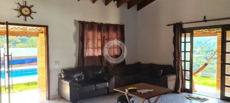 Casa para Venda em Mairinque, Dona Catarina, 4 dormitórios, 4 banheiros, 10 vagas