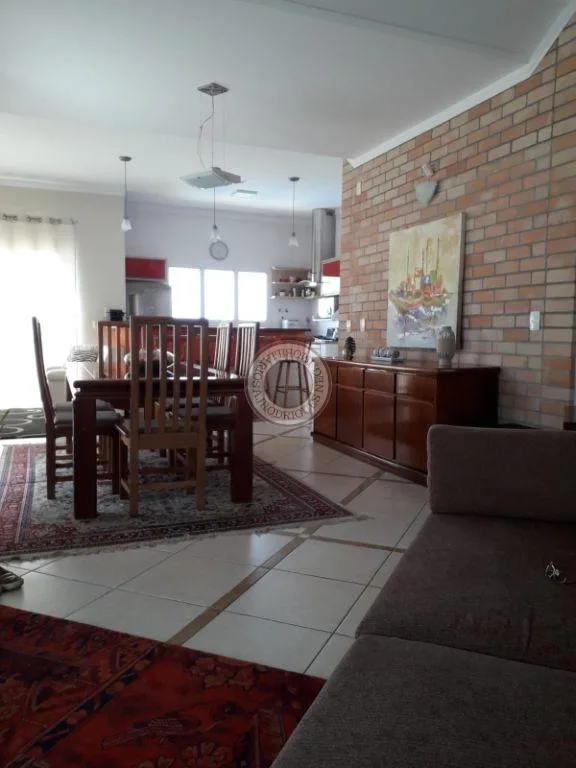 Casa em Condomínio para Venda em São Roque, Jardim Cardoso (Mailasqui), 3 dormitórios, 3 suítes, 4 banheiros, 4 vagas