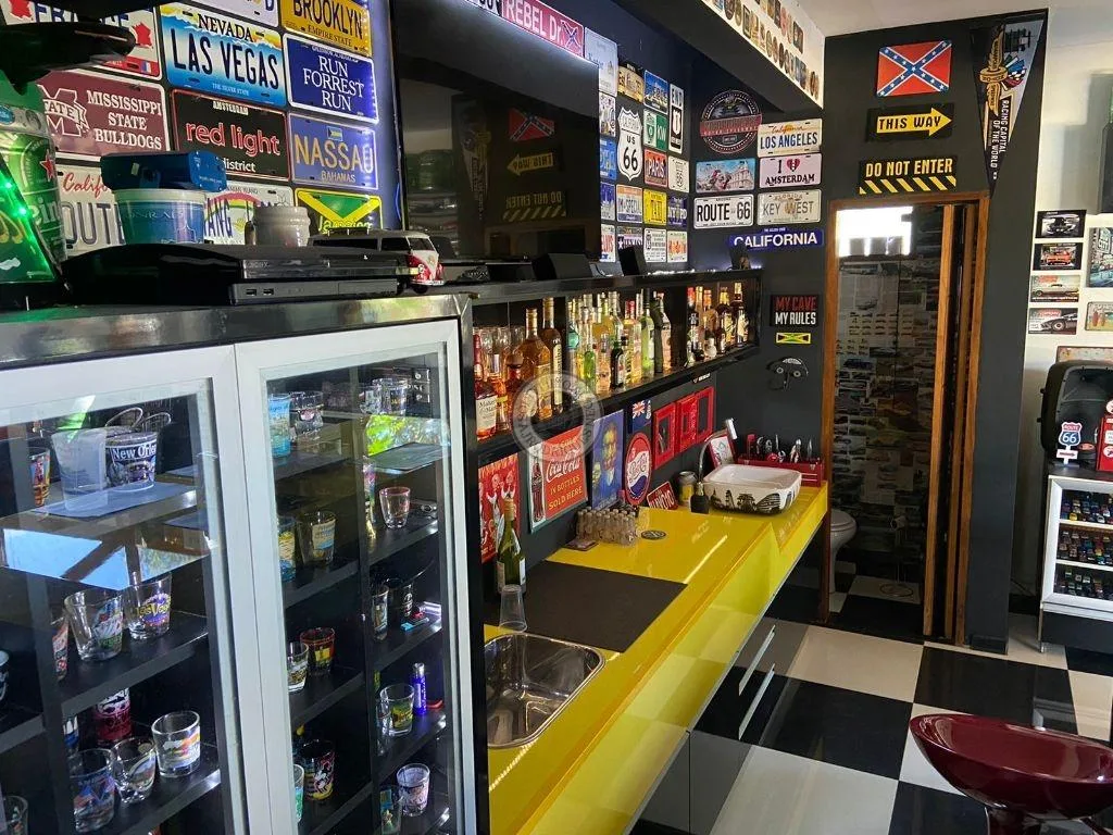 Condomínio Fechado para Venda em São Roque, Vila Santo Antônio, 3 dormitórios, 3 suítes, 9 banheiros, 4 vagas
