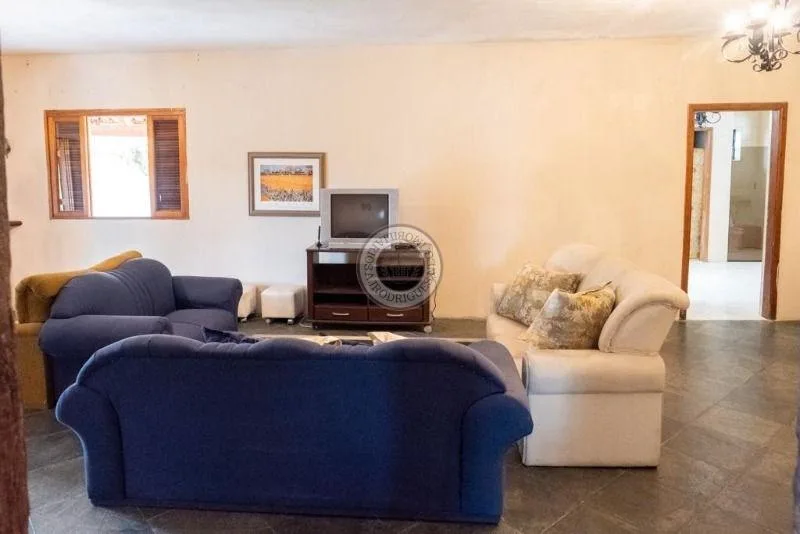 Casa para Venda em São Roque, Vila Darcy Penteado (Mailasqui), 4 dormitórios, 2 suítes, 4 banheiros, 5 vagas