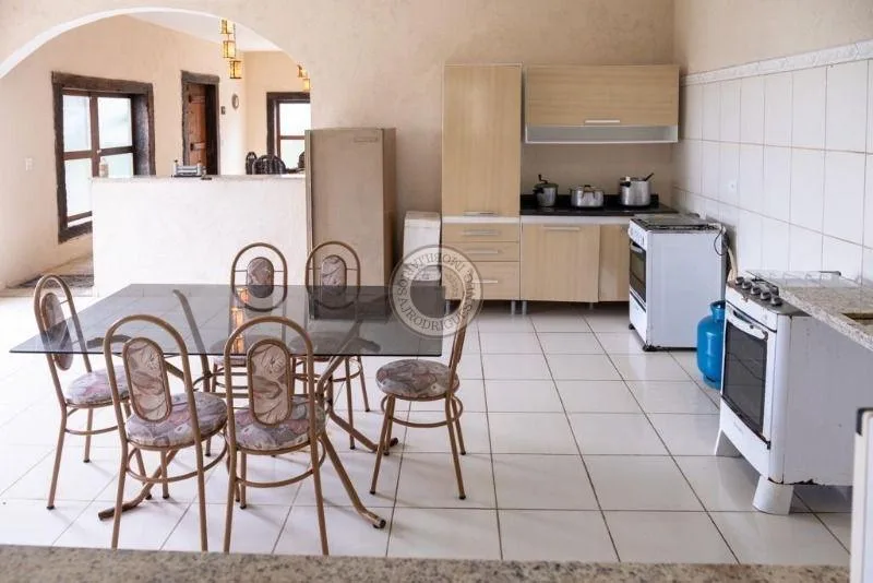 Casa para Venda em São Roque, Vila Darcy Penteado (Mailasqui), 4 dormitórios, 2 suítes, 4 banheiros, 5 vagas