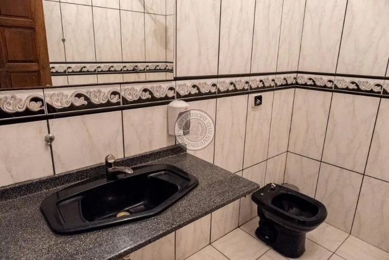 Casa para Venda em São Roque, Vila Darcy Penteado (Mailasqui), 4 dormitórios, 2 suítes, 4 banheiros, 5 vagas