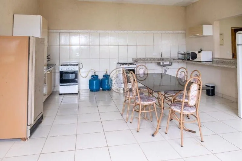 Casa para Venda em São Roque, Vila Darcy Penteado (Mailasqui), 4 dormitórios, 2 suítes, 4 banheiros, 5 vagas