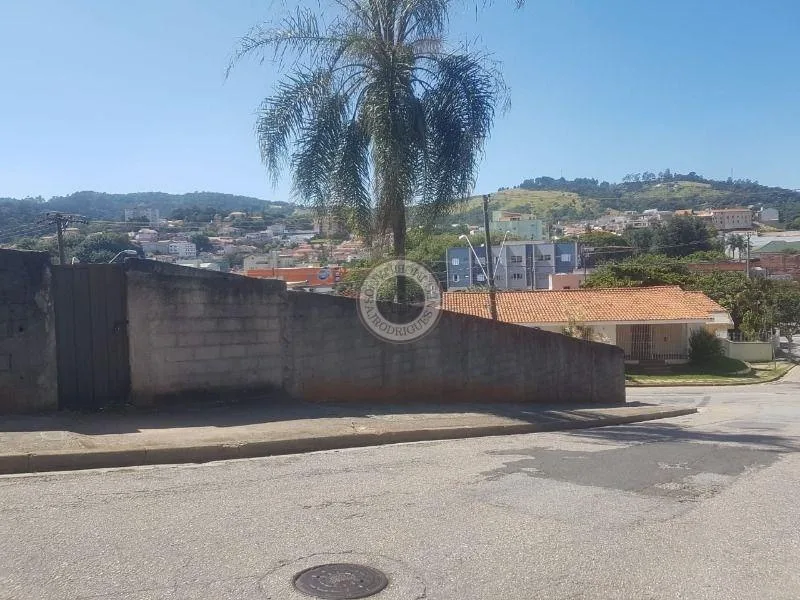 Terreno para Venda em São Roque, Centro